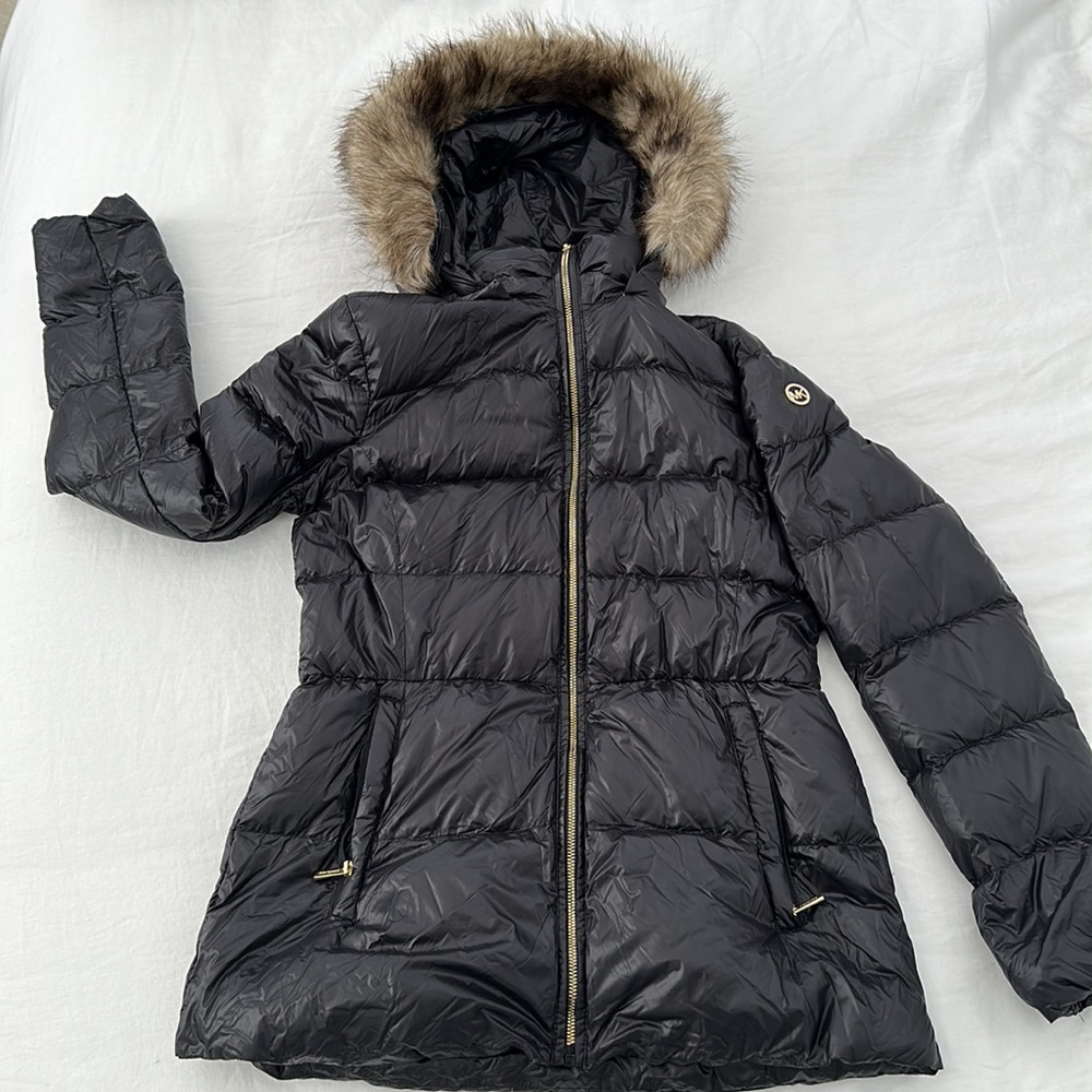 Michael Kors size S black packable down puffer w/  detachable faux fur hood.